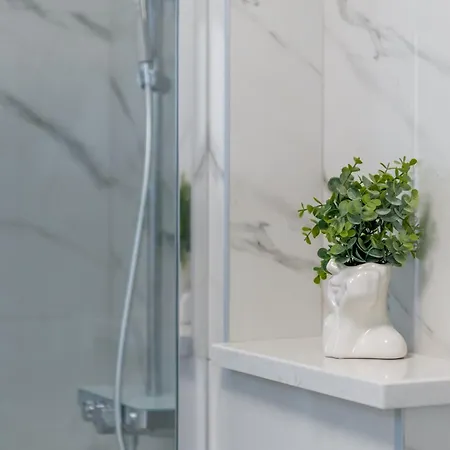 Luxury Evala * تروغير