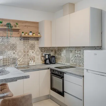 Luxury Evala Apartamento *