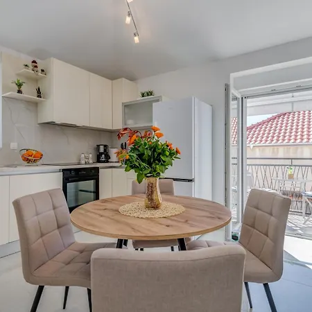 Apartman Luxury Evala *