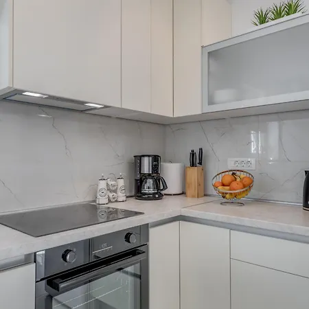 Luxury Evala Apartman Trogir