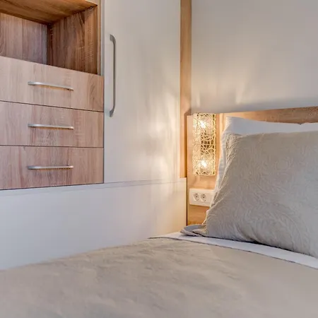 Luxury Evala Διαμέρισμα Τρογκίρ